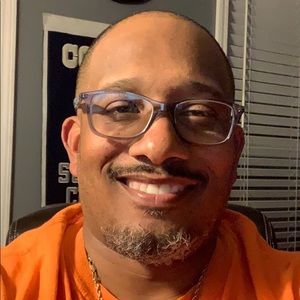 Meet your Posher, Robin